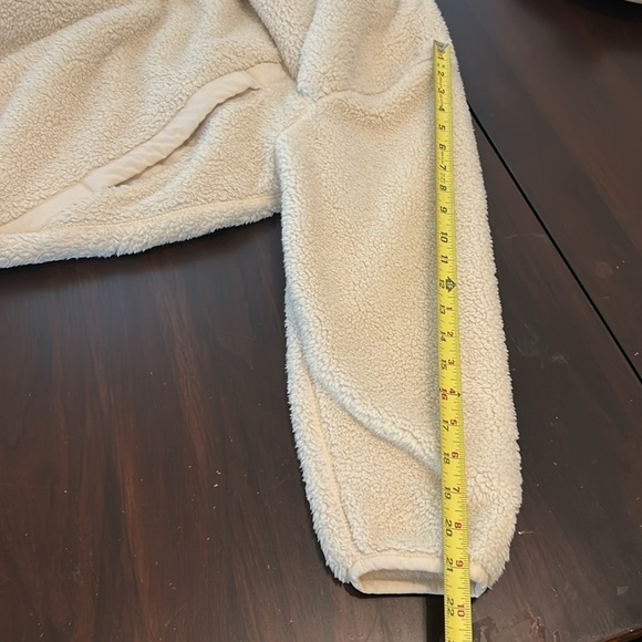 Roots Outdoors Cream Sherpa Quarter-Zip Pullover Size M - Picture 15 of 16